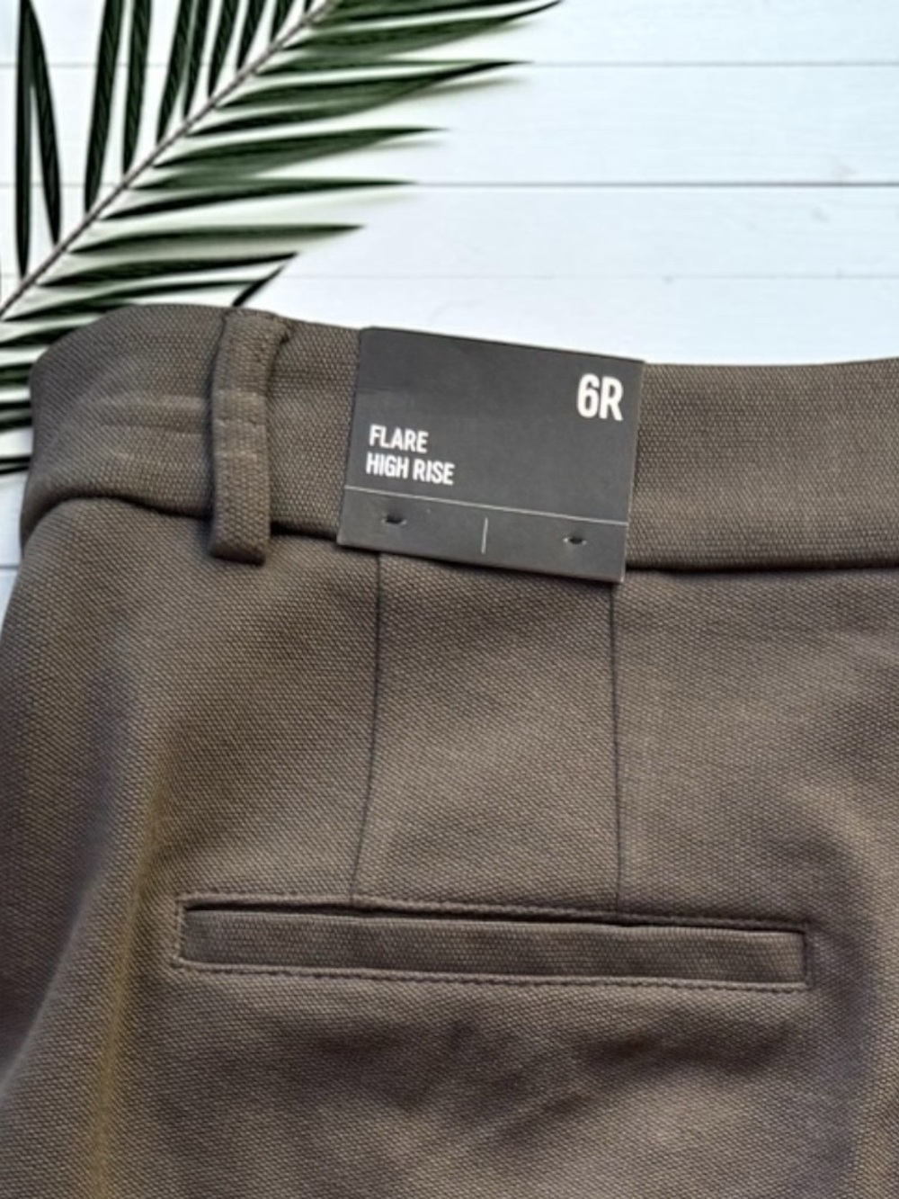 Express High Rise Flare Dress Pants Gray NWT Women’s Size 6R - Picture 9 of 9
